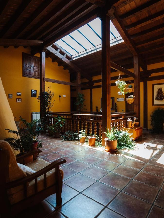 Posada Real De Carreteros Casarejos Exterior foto